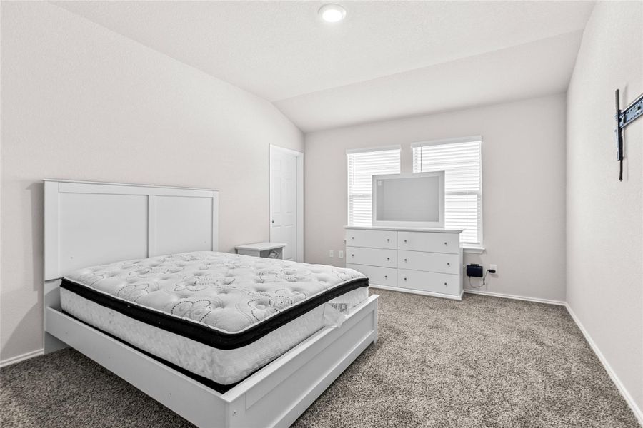 Furnished interior view inside a new home in Reynolds Crossing, Killeen (Image 15). Furnished interior view inside a new home in Reynolds Crossing, Killeen (Image 15).
