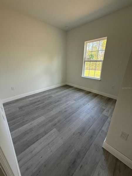 Spacious, unfurnished interior of a new home in , Ocala (Image 13).