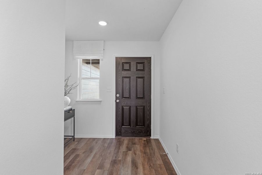 Spacious, unfurnished interior of a new home in Vista Real, Converse (Image 20). Spacious, unfurnished interior of a new home in Vista Real, Converse (Image 20).