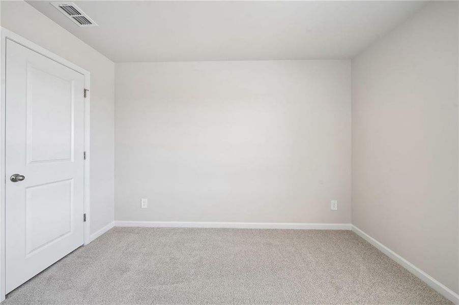 Spacious, unfurnished interior of a new home in Brooks Lake, Loganville (Image 21). Spacious, unfurnished interior of a new home in Brooks Lake, Loganville (Image 21).
