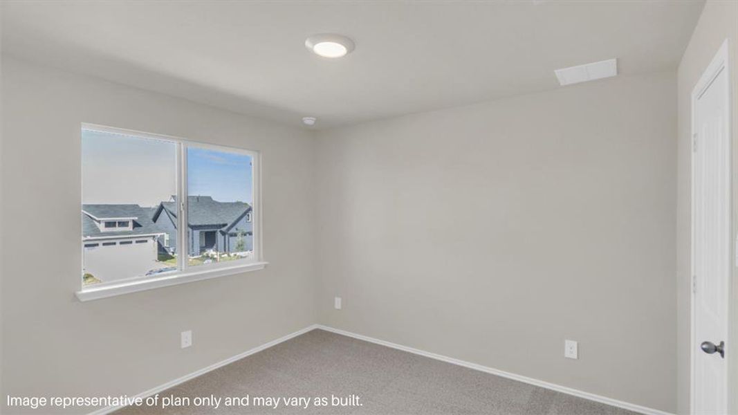Spacious, unfurnished interior of a new home in California Meadows, Arlington (Image 16).