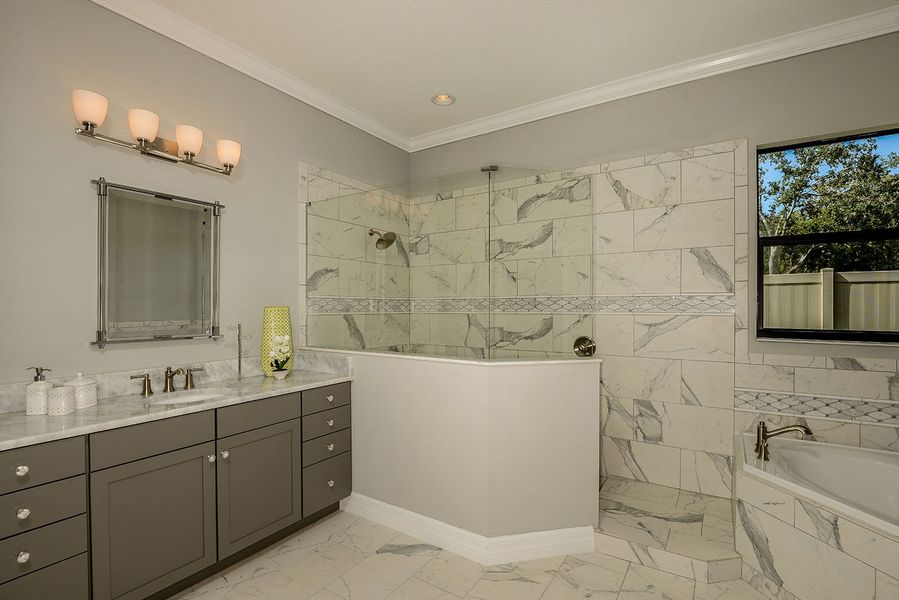 2D floor plan layout for the Carrington I by Mobley Homes in Sunset Estates, Lutz, FL (Image 15).