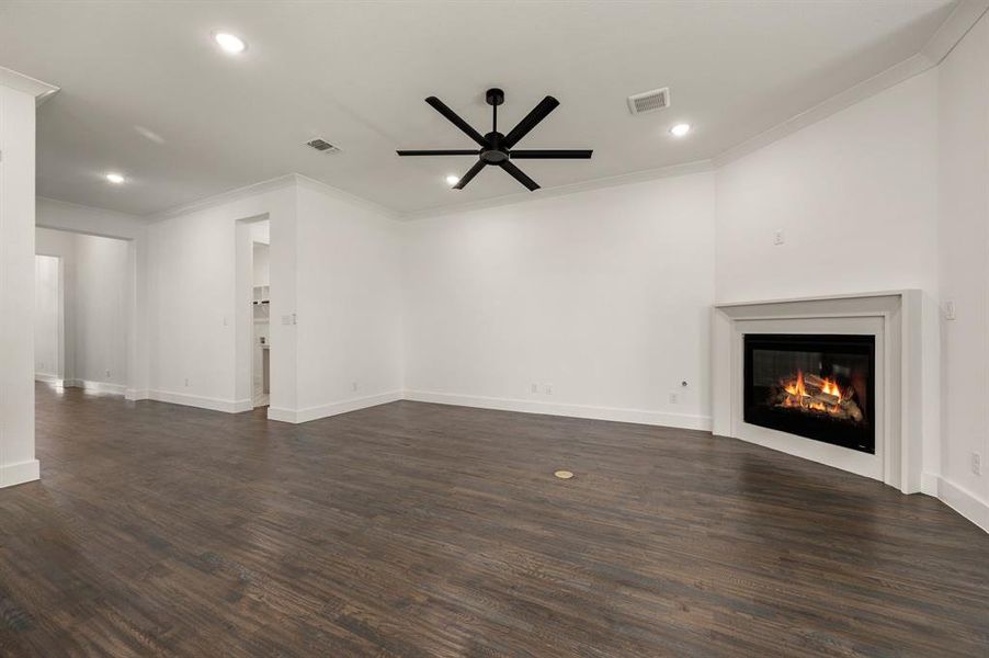 Spacious, unfurnished interior of a new home in Parks of Aledo, Aledo (Image 15).