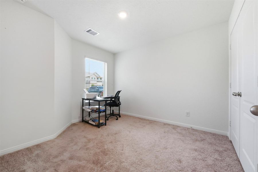 Image 24 of a home in .