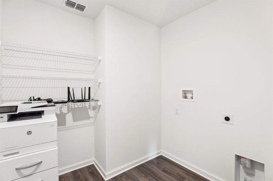 29-web-or-mls-San Filippo Dr SE-029