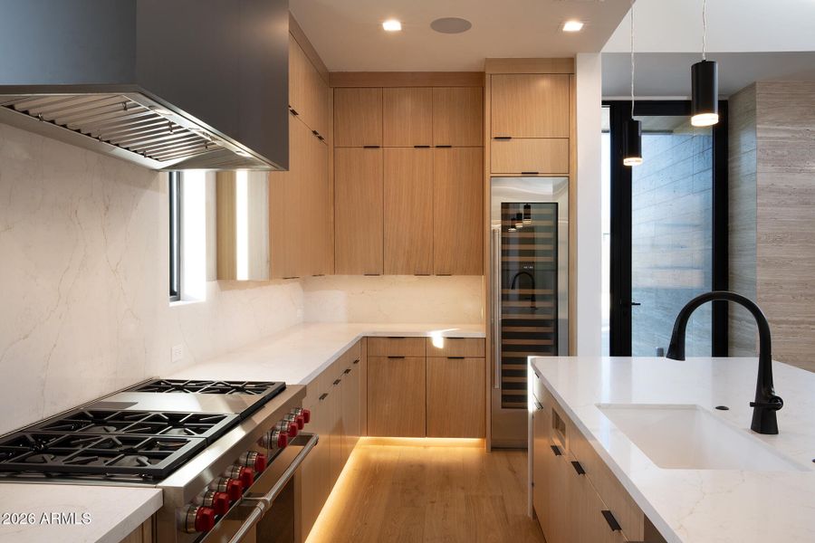 26-010(DOM)50 26-010(DOM)50