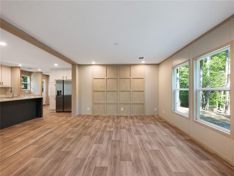 Spacious, unfurnished interior of a new home in , Gainesville (Image 21).