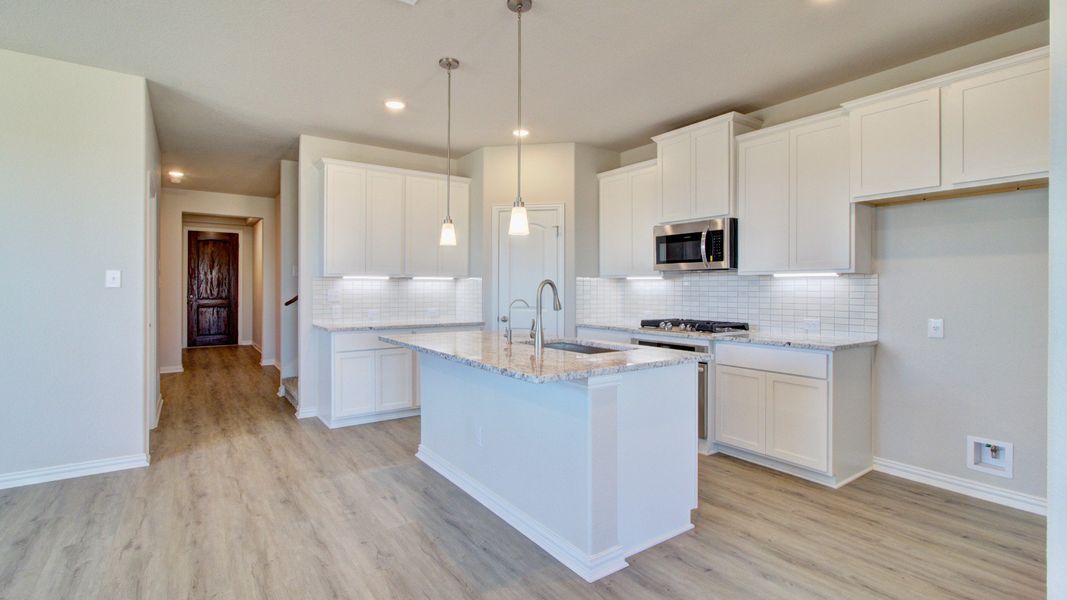 Furnished interior view inside a new home in Sunflower Ridge, New Braunfels (Image 11).