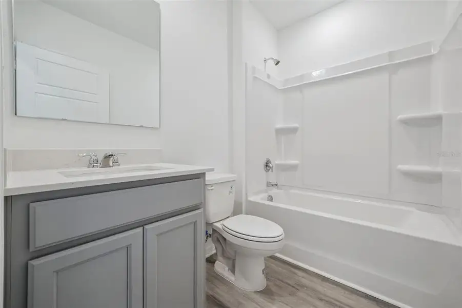 Furnished interior view inside a new home in , Tavares (Image 10).