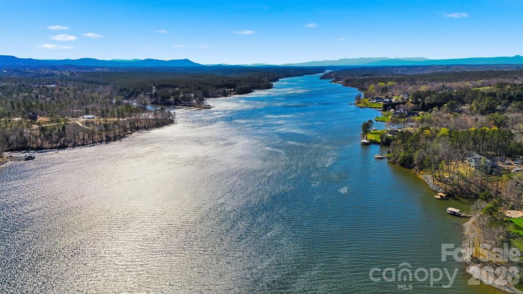 Natural landscape and outdoor views near in Granite Falls (Image 39). Natural landscape and outdoor views near in Granite Falls (Image 39).