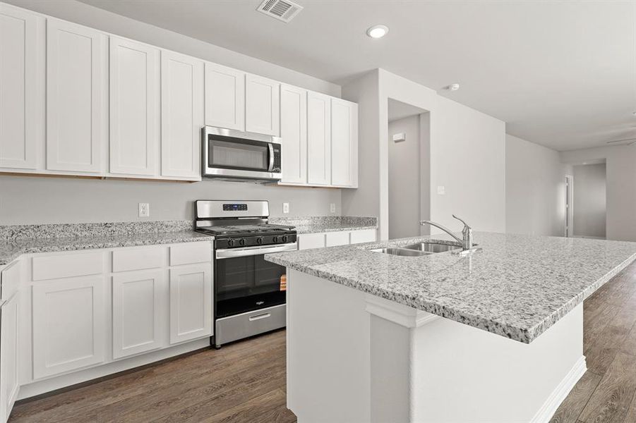 Furnished interior view inside a new home in Rocky Creek Crossing, Fort Worth (Image 4). Furnished interior view inside a new home in Rocky Creek Crossing, Fort Worth (Image 4).
