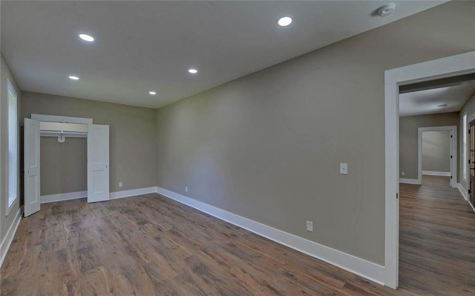 Spacious, unfurnished interior of a new home in , Dahlonega (Image 27). Spacious, unfurnished interior of a new home in , Dahlonega (Image 27).