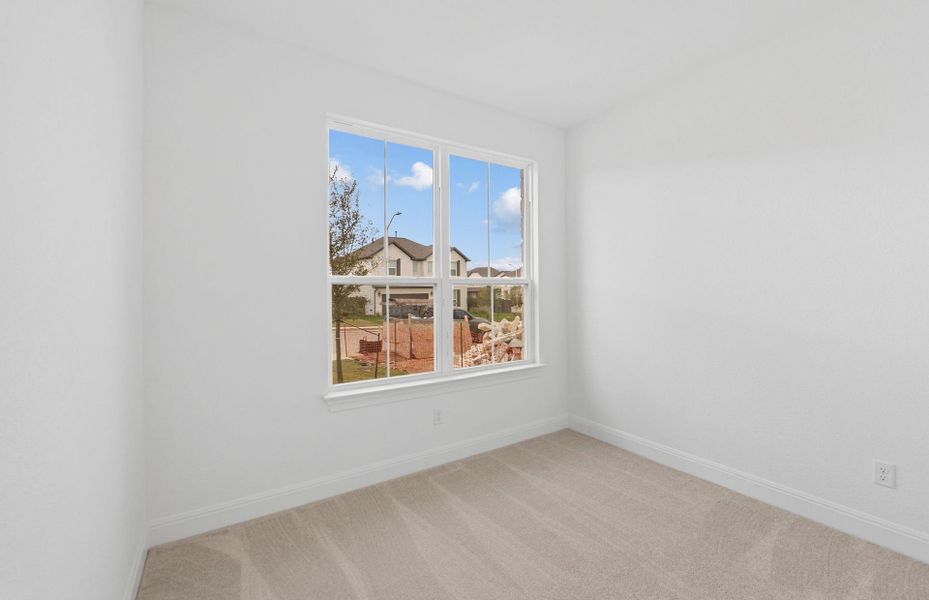 Spacious, unfurnished interior of a new home in Horizon Lake, Leander (Image 32).