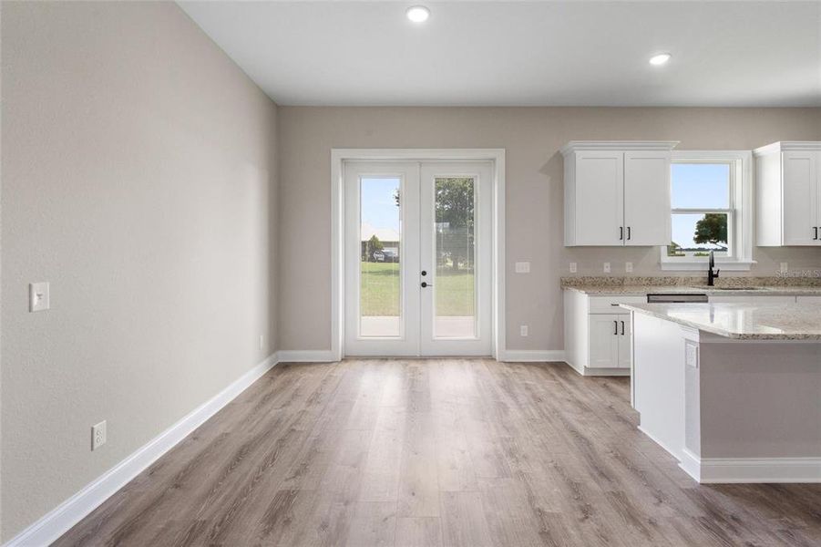Spacious, unfurnished interior of a new home in , Fort Meade (Image 13).