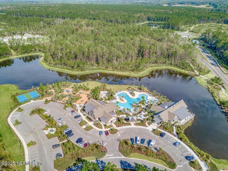 Image 44 of a home in Tributary.