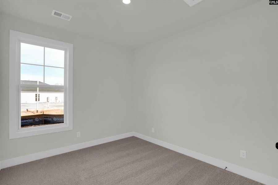Spacious, unfurnished interior of a new home in Old Charleston Acres, Pelion (Image 33).