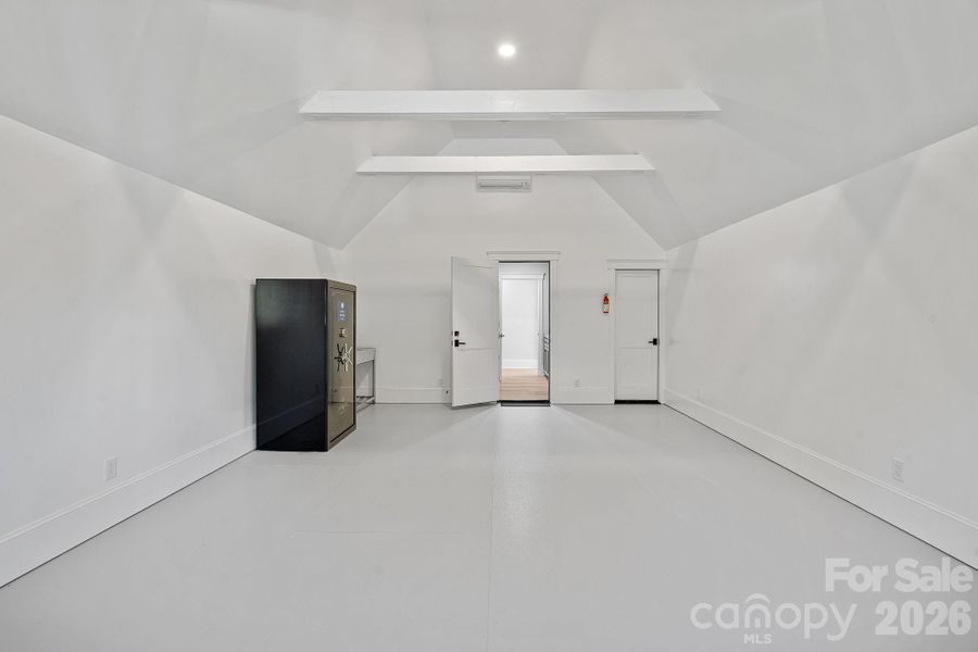 Spacious, unfurnished interior of a new home in , Cornelius (Image 21).