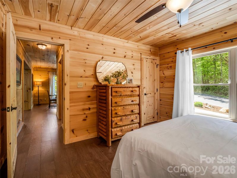Furnished interior view inside a new home in , Lake Lure (Image 6).