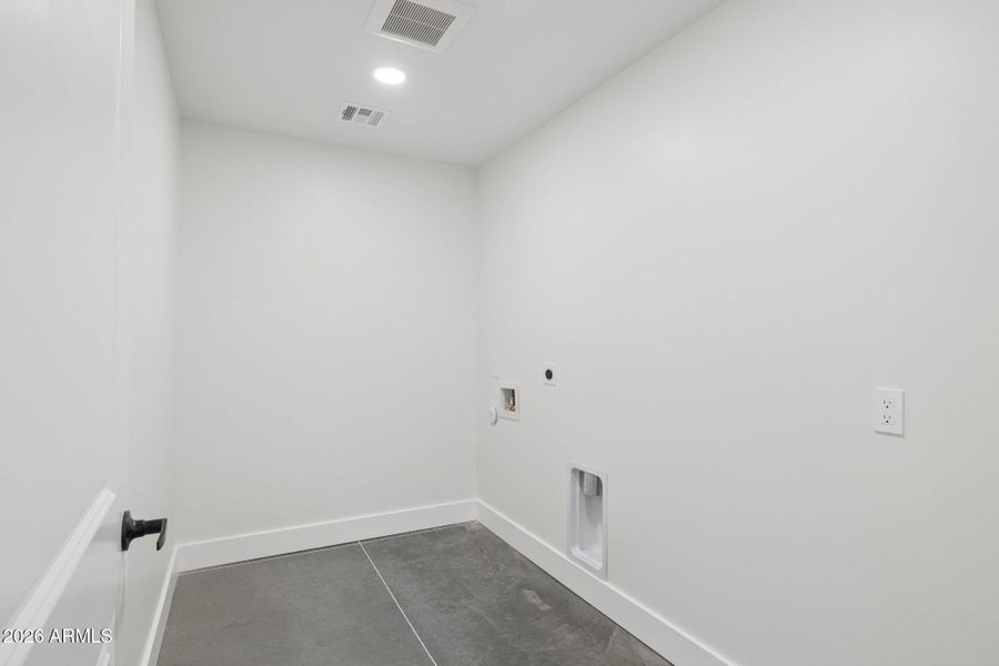 45-web-or-mls-46210-n-36th-ave