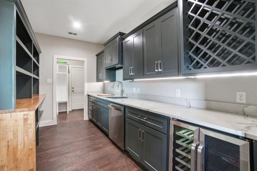 Furnished interior view inside a new home in , Abilene (Image 16).