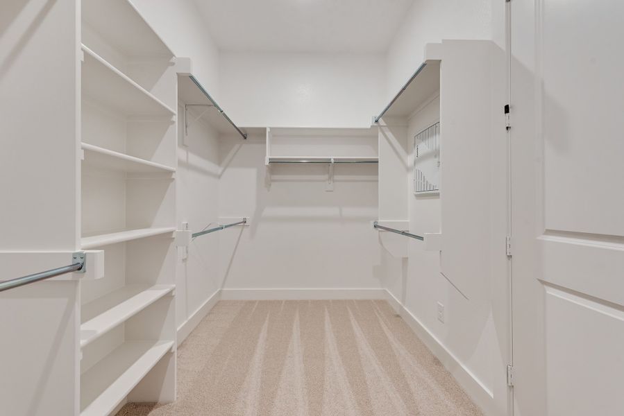 Spacious, unfurnished interior of a new home in Fields - 40' Lots, Frisco (Image 26). Spacious, unfurnished interior of a new home in Fields - 40' Lots, Frisco (Image 26).
