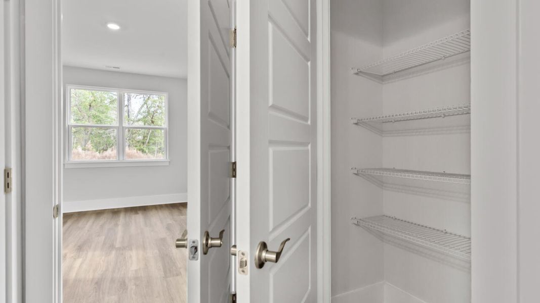 Image 39 of a home in Rolling Hills.