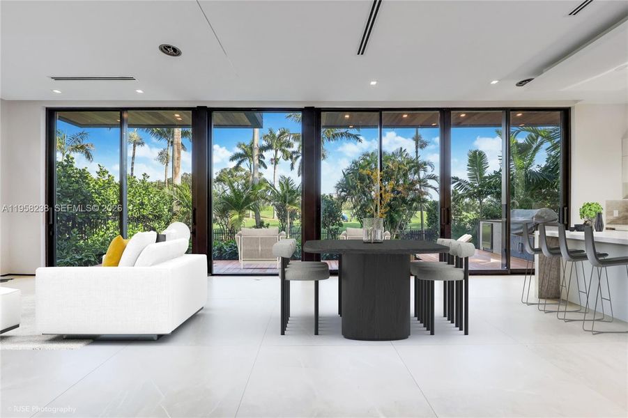 Community amenities in , Miami Beach (Image 27).