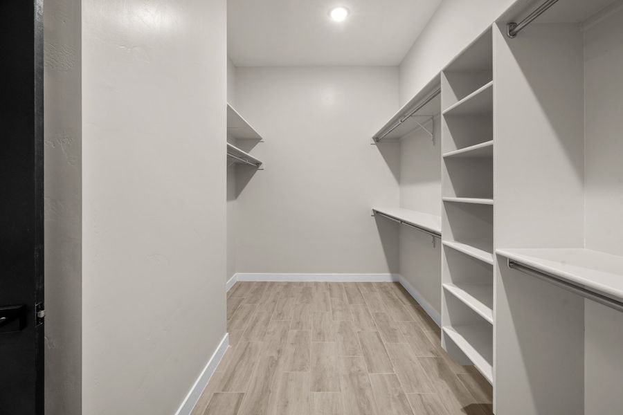 Representative furnished interior of a home built from the Pebble Beach- II by LEH. Homes in Hillside Unit 6, El Paso (Image 44). Representative furnished interior of a home built from the Pebble Beach- II by LEH. Homes in Hillside Unit 6, El Paso (Image 44).