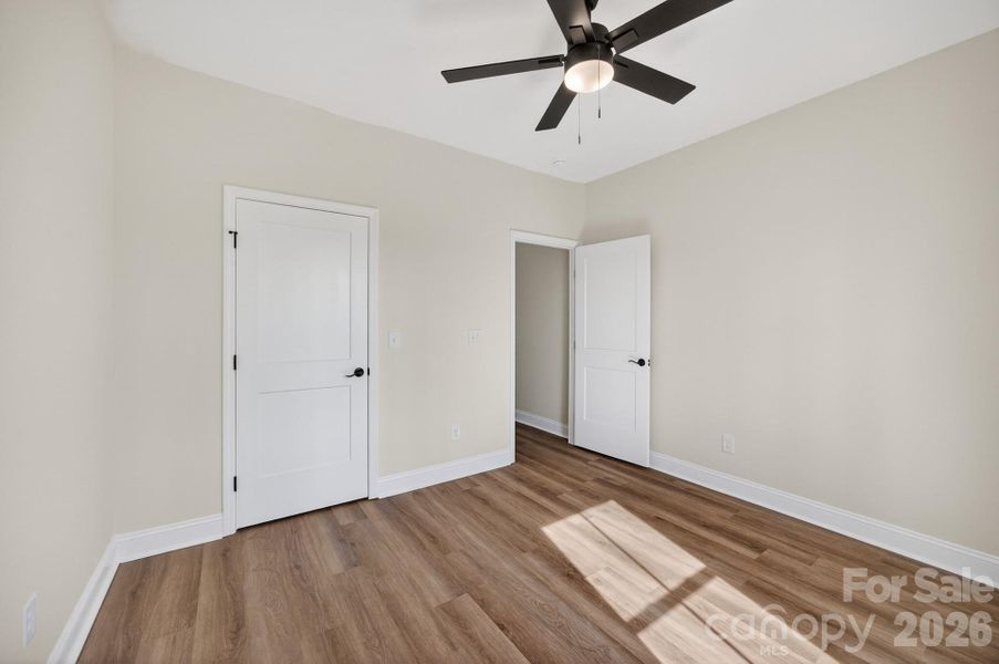 Spacious, unfurnished interior of a new home in , Rockwell (Image 37).