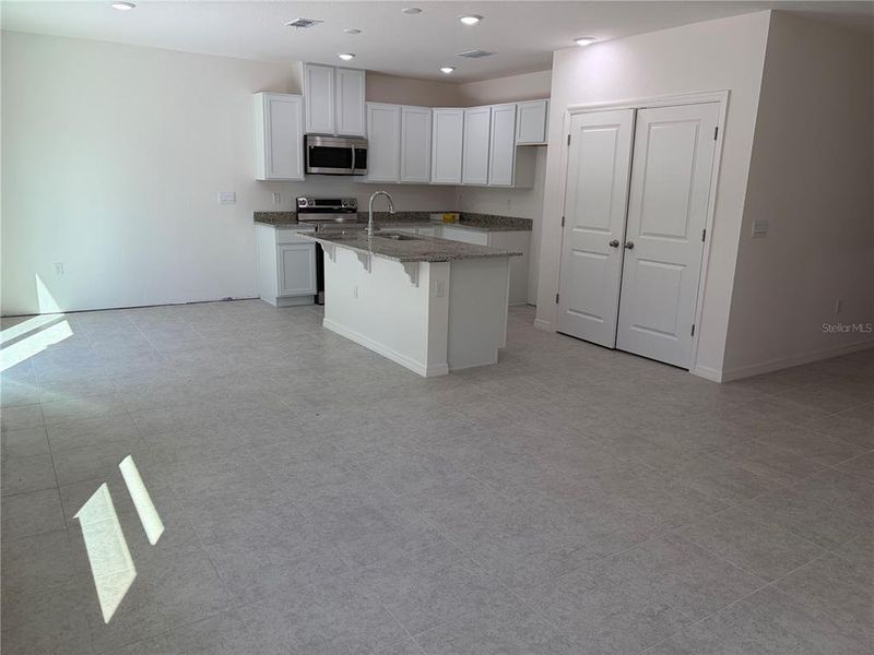 Image 24 of a home in Port Charlotte.