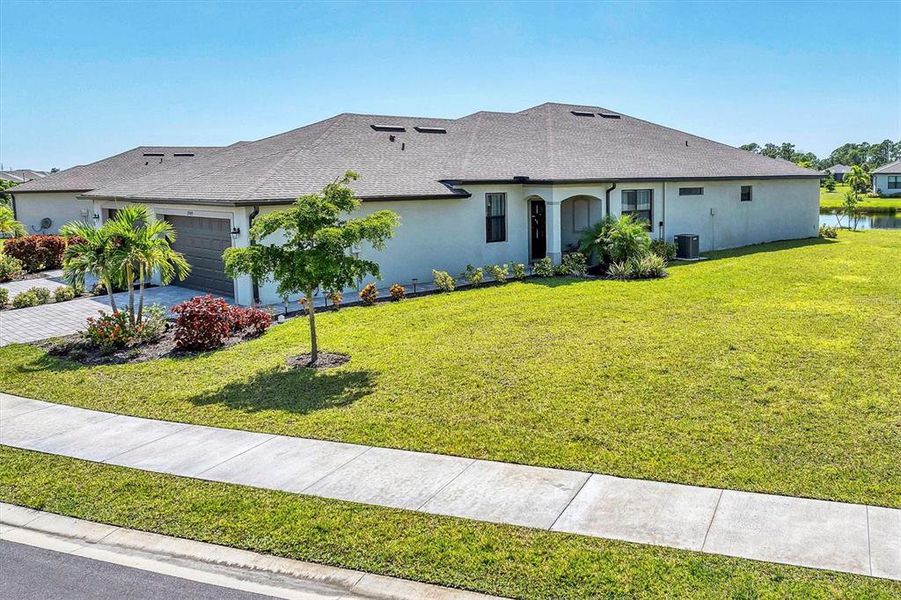 Image 33 of a home in .