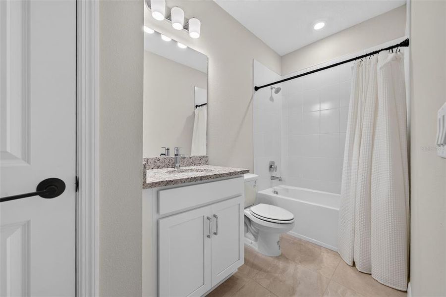 Furnished interior view inside a new home in , Bradenton (Image 38).