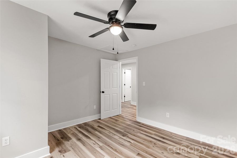 Spacious, unfurnished interior of a new home in , Fort Lawn (Image 25).