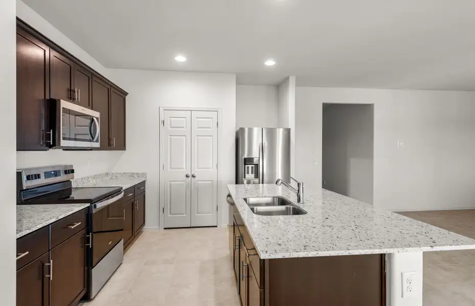 Furnished interior view inside a new home in El Rancho Santa Rosa, Maricopa (Image 6).