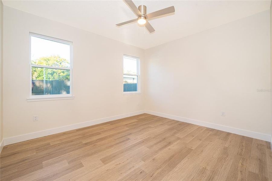 Spacious, unfurnished interior of a new home in , Casselberry (Image 18).