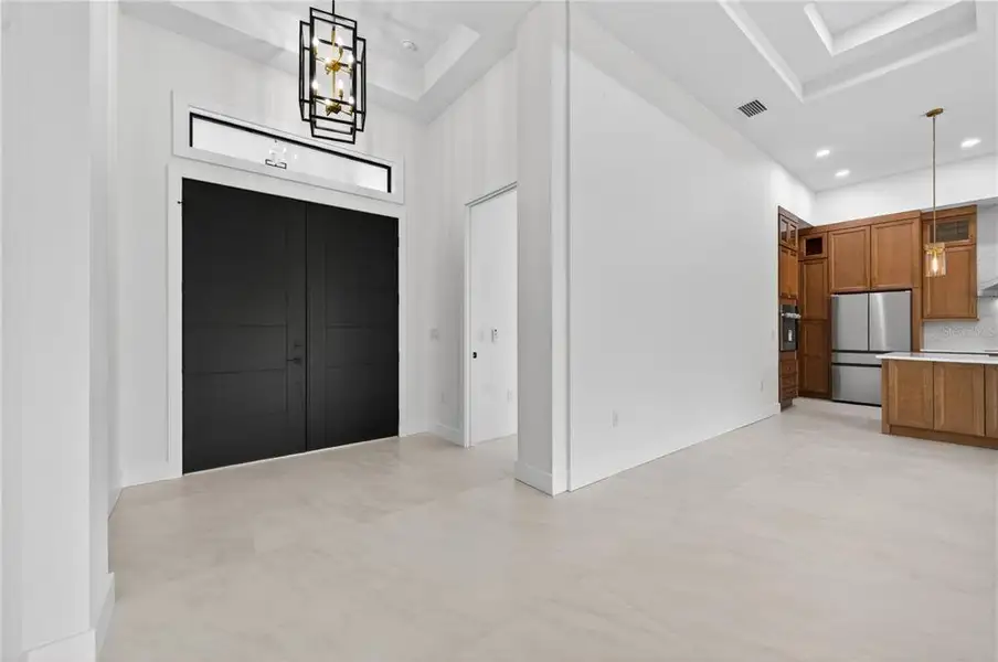 Spacious, unfurnished interior of a new home in , North Port (Image 25).
