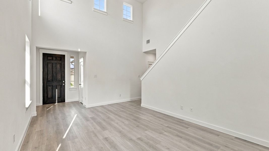 Furnished interior view inside a new home in Walden Pond, Forney (Image 20).