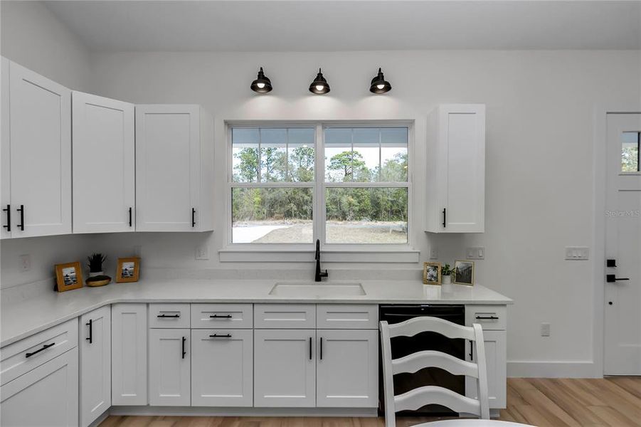 Furnished interior view inside a new home in , Dunnellon (Image 15).