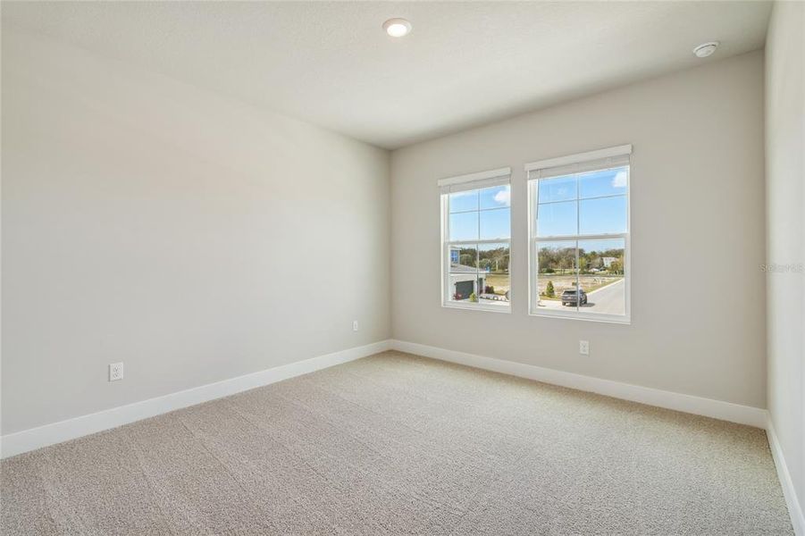 Spacious, unfurnished interior of a new home in , Parrish (Image 30).