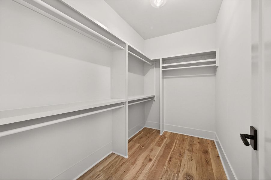Spacious, unfurnished interior of a new home in , Mount Pleasant (Image 14).