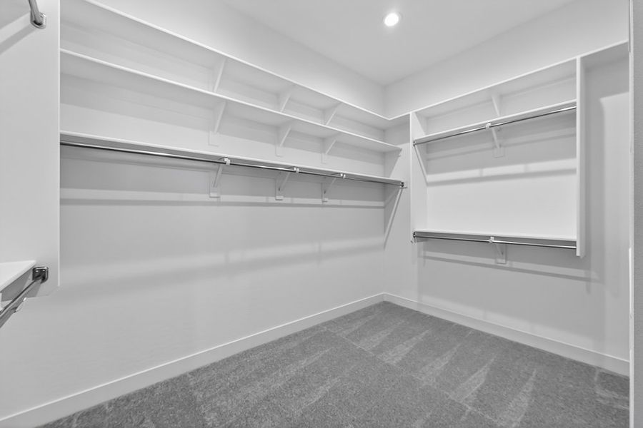 Spacious, unfurnished interior of a new home in Ellsworth Ranch, Queen Creek (Image 21).