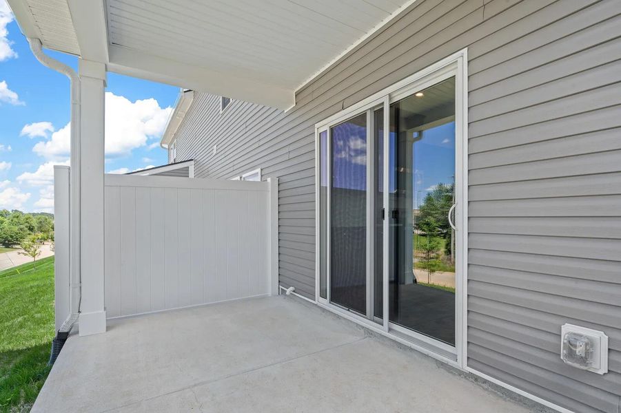 The Blackwell B Outdoor Living Area