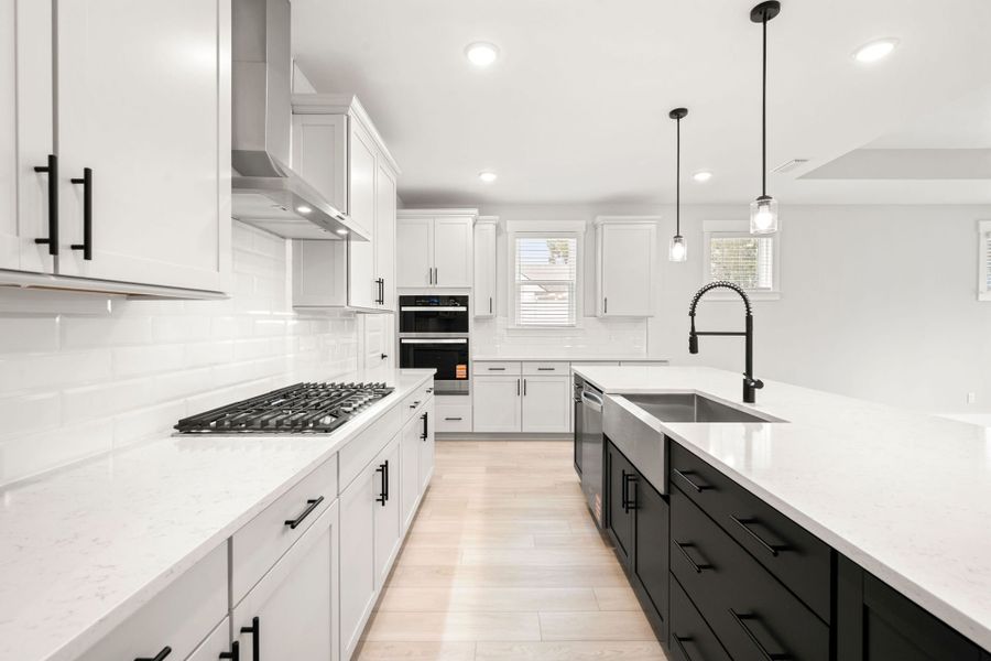 Furnished interior view inside a new home in Del Webb Savannah at Heartwood, Richmond Hill (Image 14).