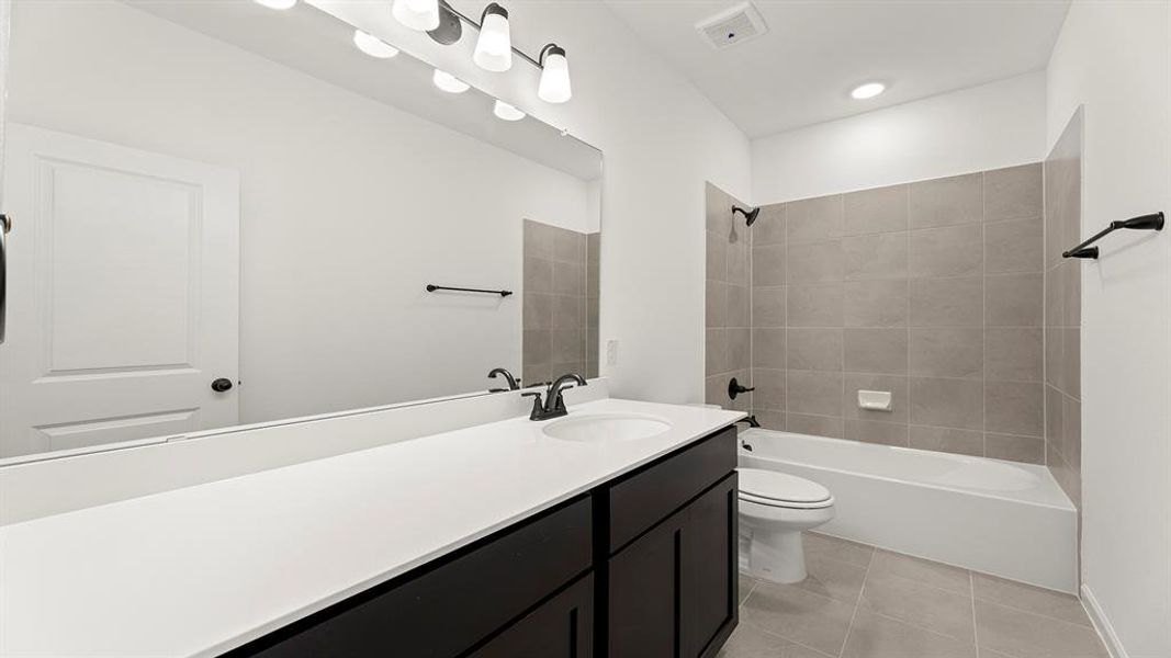 12. 2516 Yo Ranch - 2ND Bath 12. 2516 Yo Ranch - 2ND Bath