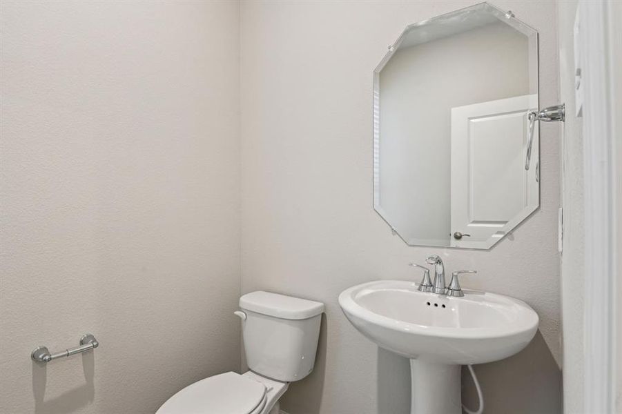 Furnished interior view inside a new home in Ashford Park - Cottage Series, Corinth (Image 7).