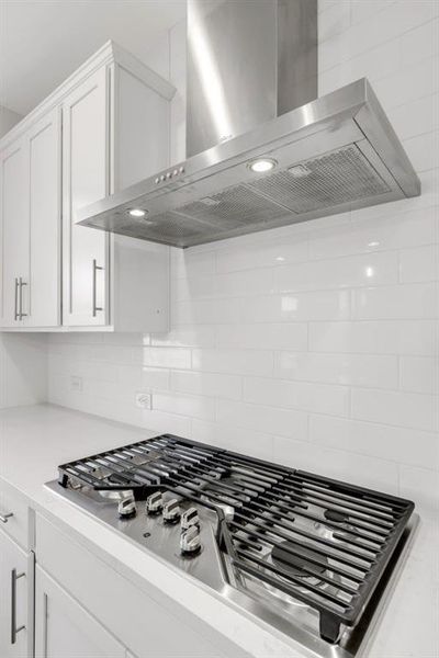 Close-up of interior finishes inside a home in Pickens Bluff, Hiram (Image 8).