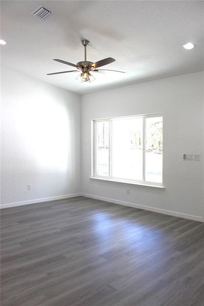 Spacious, unfurnished interior of a new home in , Ocklawaha (Image 18).