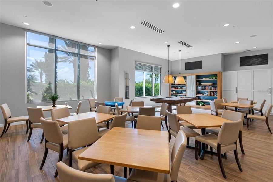 Community amenities in Esplanade at Wiregrass Ranch, Wesley Chapel (Image 33).