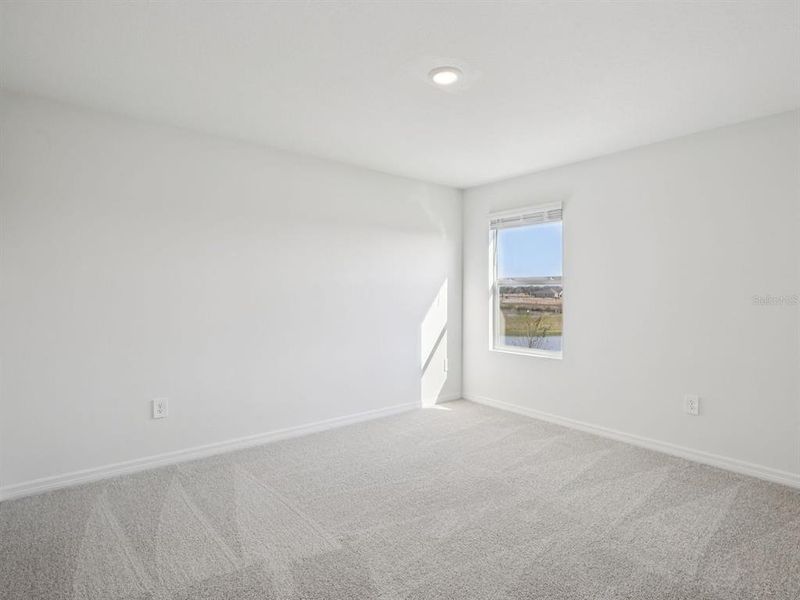Spacious, unfurnished interior of a new home in Oakfield Trails - Premier Series, Parrish (Image 16).