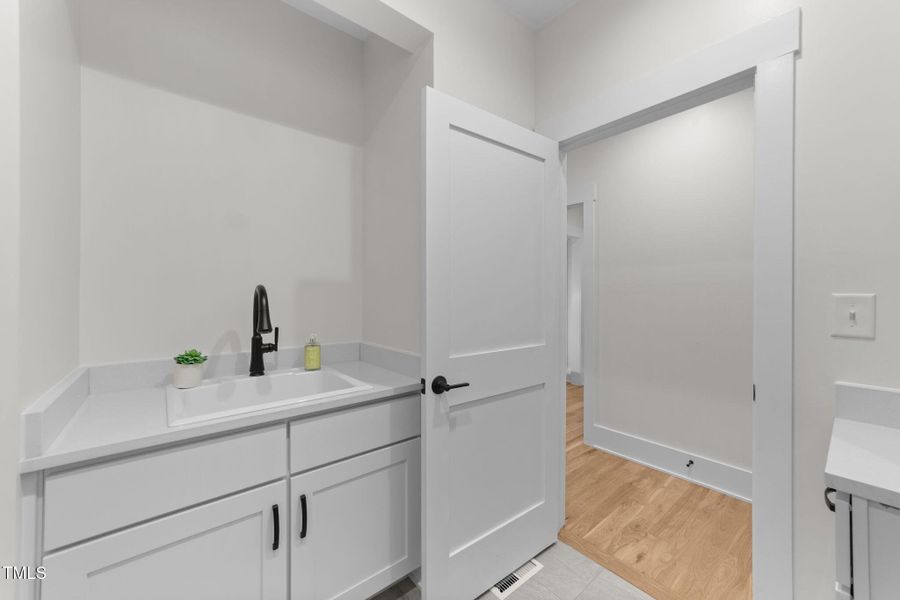 32-web-or-mls-VB4A8725